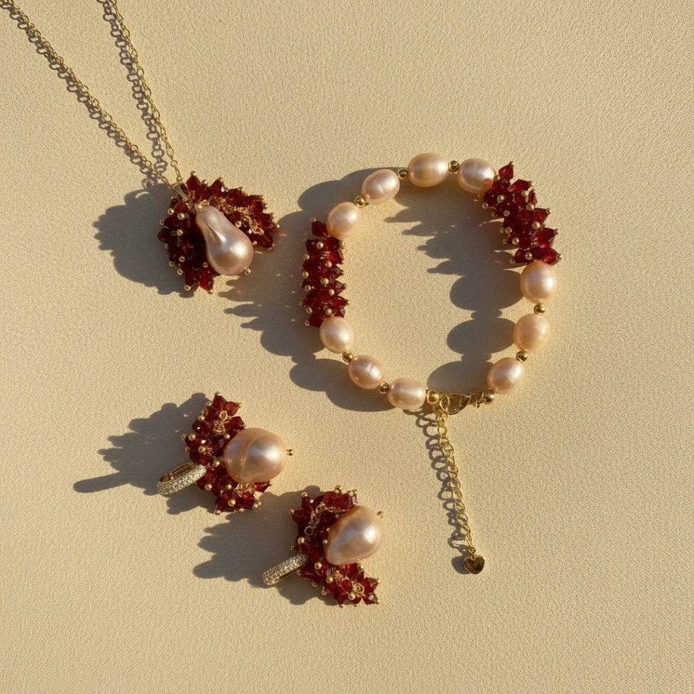 Parure Ruby & Perles – Collier, bracelet et boucles d’oreilles en perles précieuses